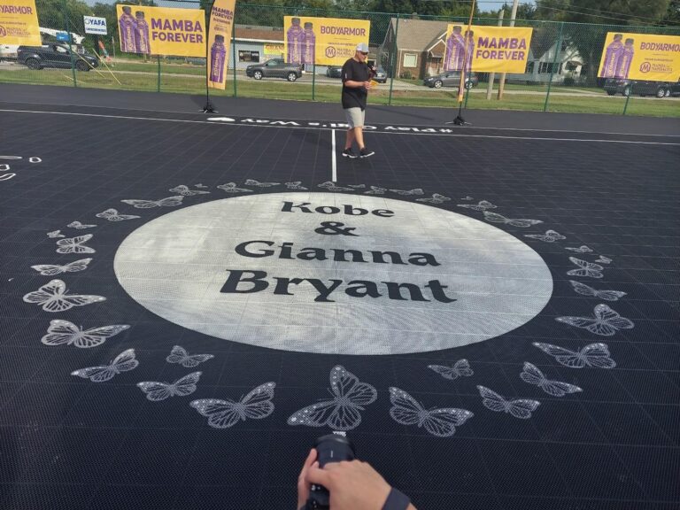 Kobe Bryant’s Foundation renovates Nowell Park basketball court