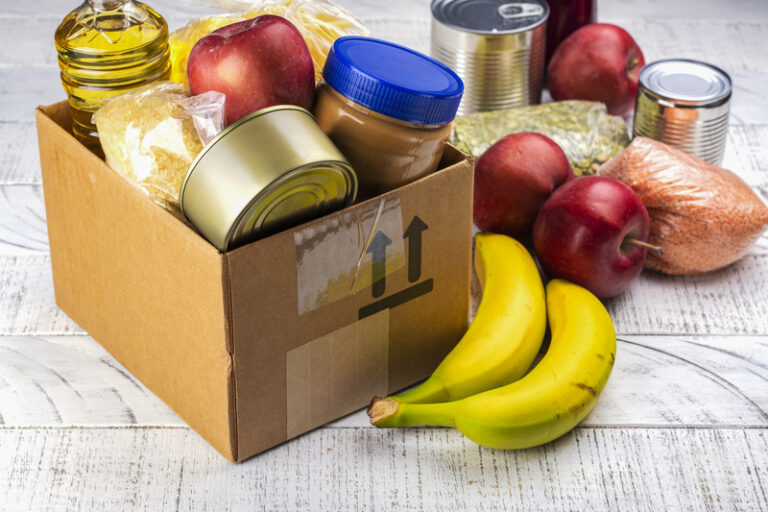 VA Hospital’s Joliet Clinic Hosts Mobile Food Pantry for Community