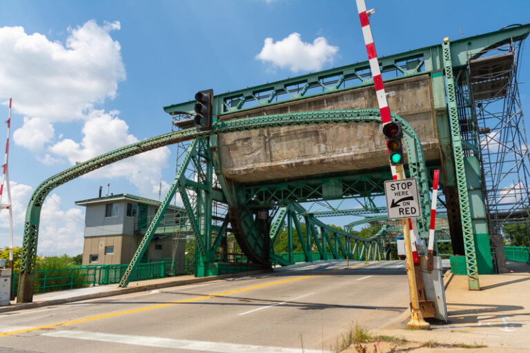 McDonough street bridge in Joliet to reopen, Jefferson Street bridge to close