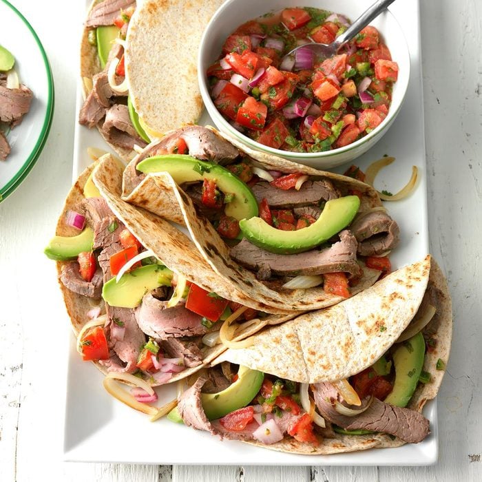 Quick and Delicious Steak Fajitas with Vibrant Salsa and Onions