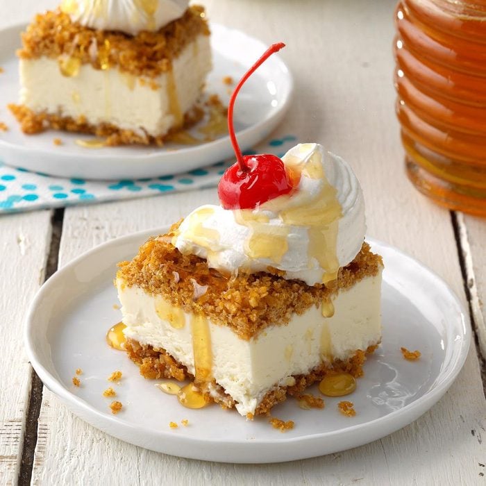 Crunchy Crust and Creamy Filling: Delicious Fried Ice Cream Dessert ...